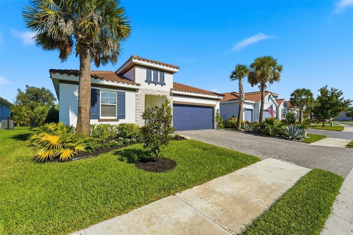Property Photo:  341 Daylily Boulevard  FL 34275 
