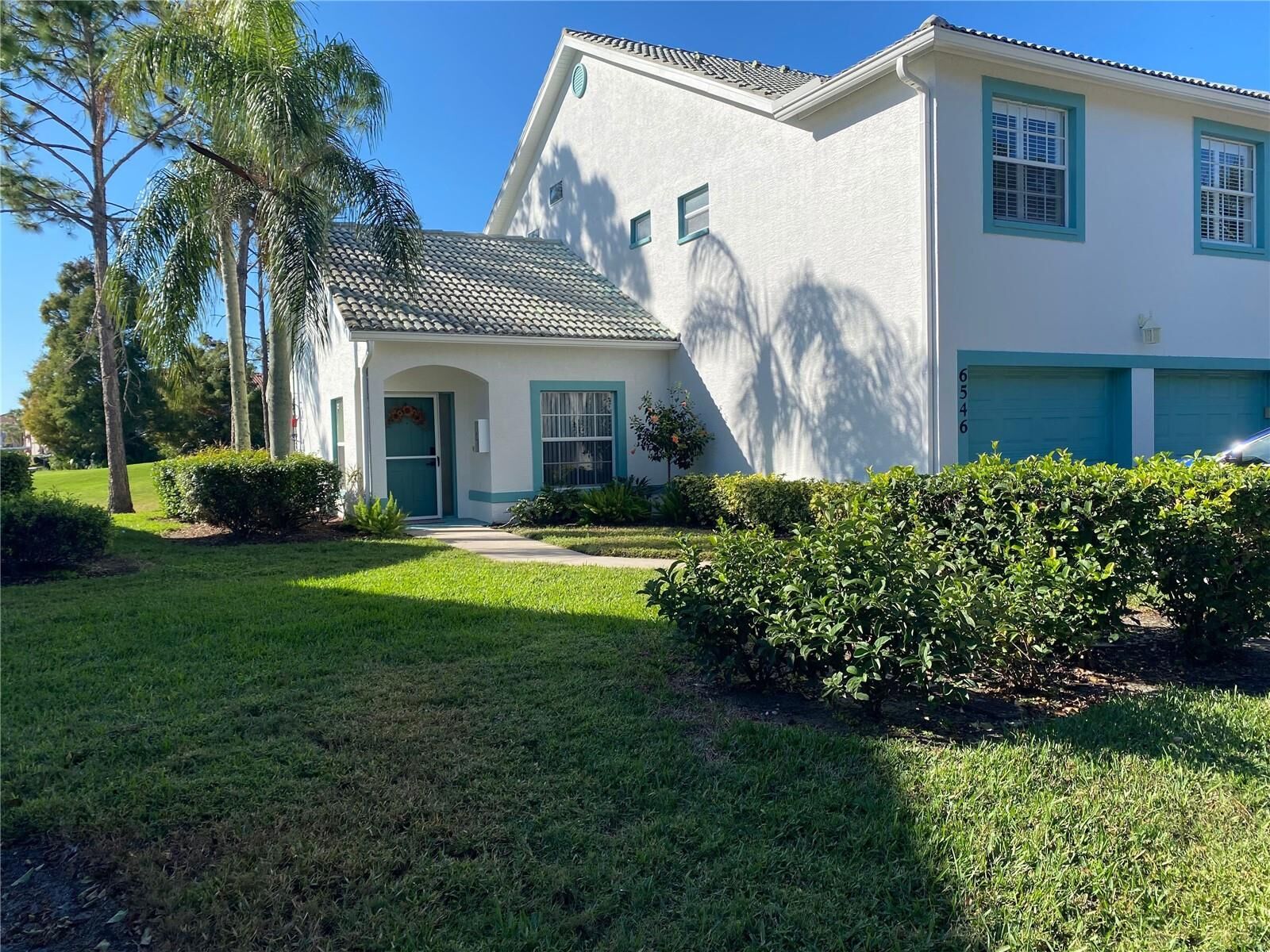 Property Photo:  6546 Fairway Gardens Drive 6546  FL 34203 