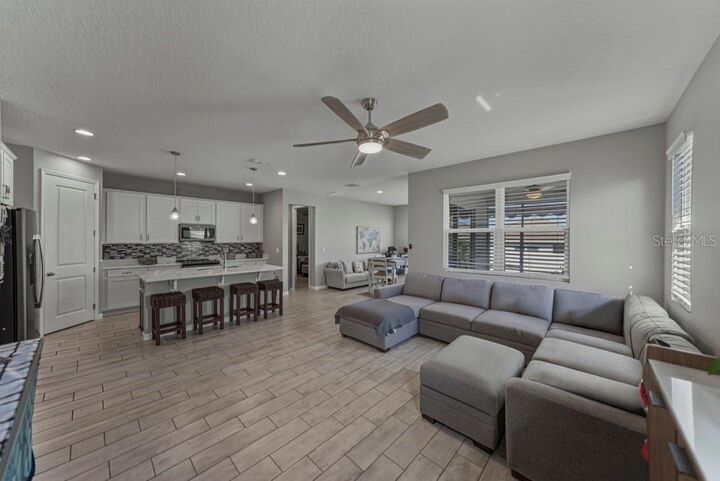 Property Photo: 295 Lake Smart Circle FL 33881
