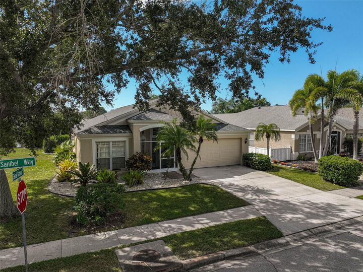 Property Photo:  4640 Sanibel Way  FL 34203
