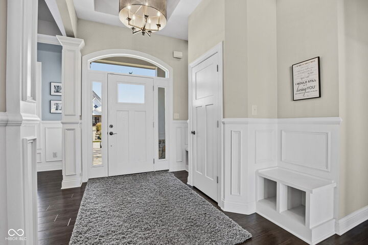 Property Photo: 18200 Lakes End Drive IN 46074