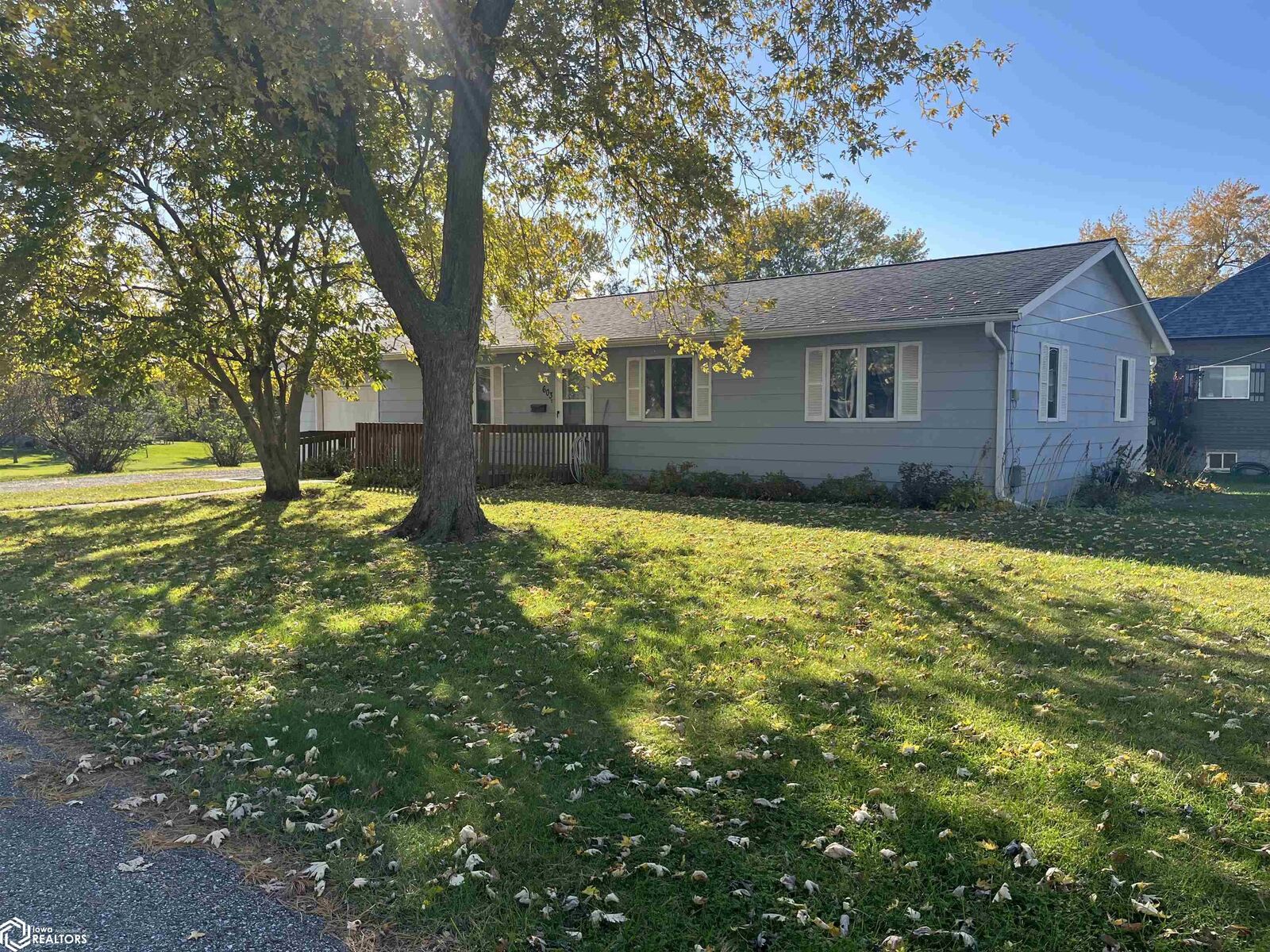 Property Photo:  603 S 10th Street  IA 52531 