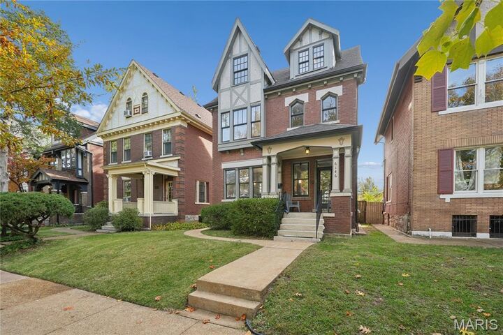 Property Photo: 6146 Pershing Avenue MO 63112