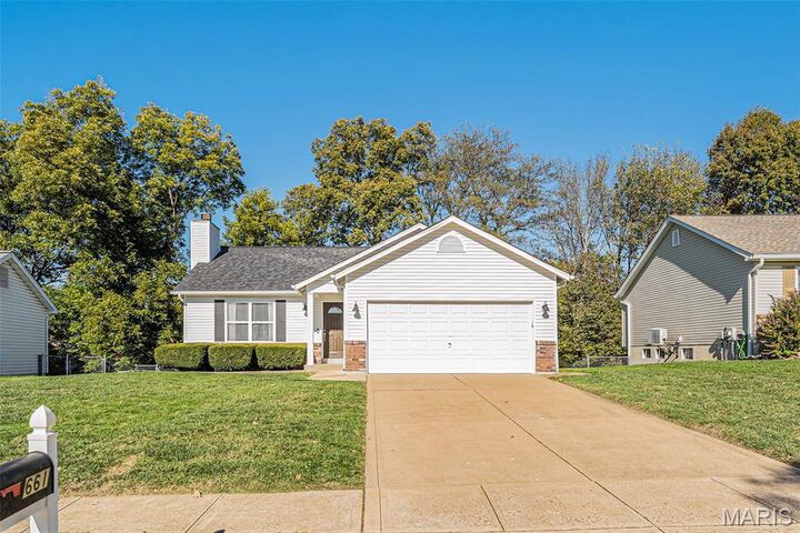 Property Photo:  661 Glenshee Drive  MO 63385 