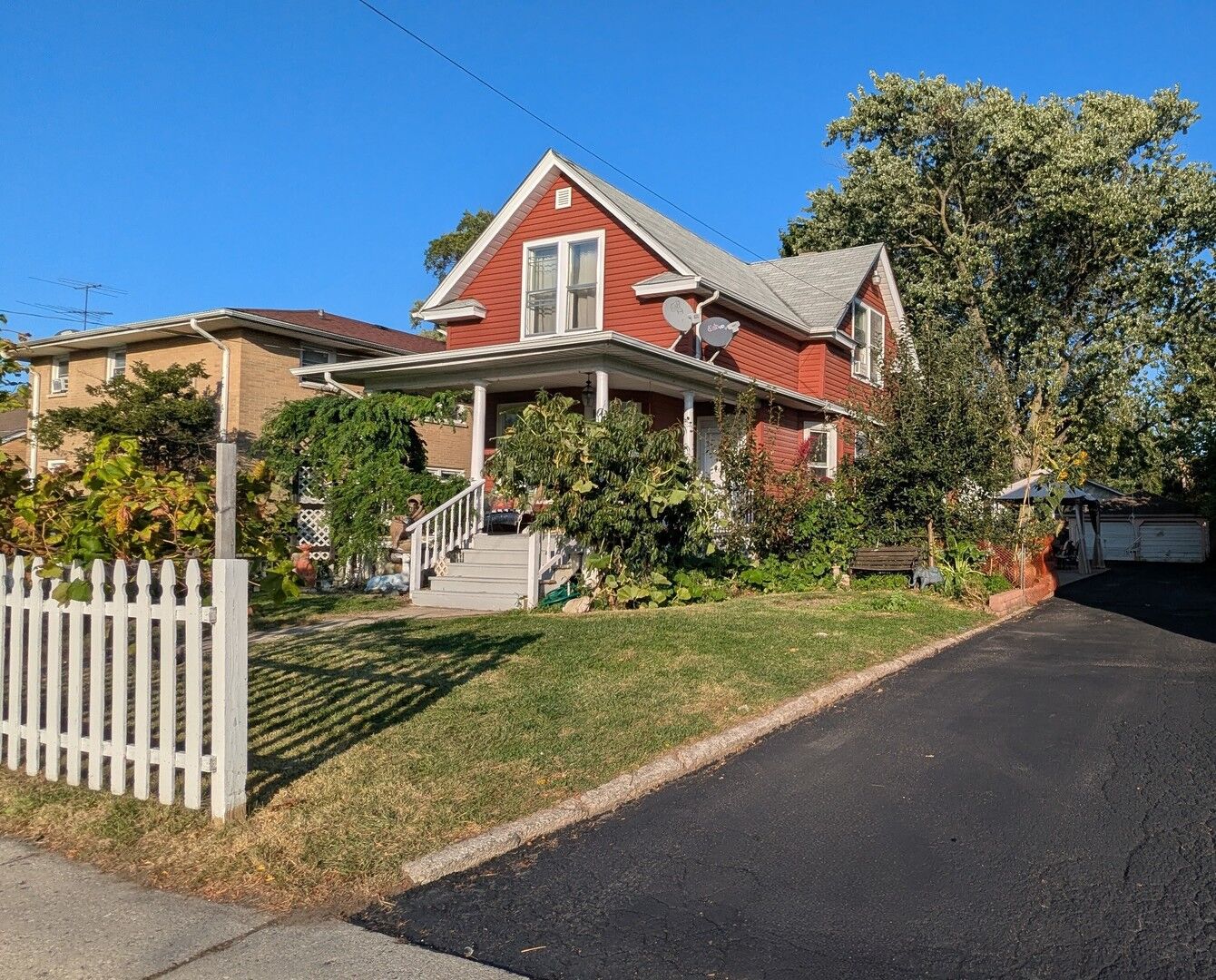 Property Photo: 23 N Jackson Street IL 60085