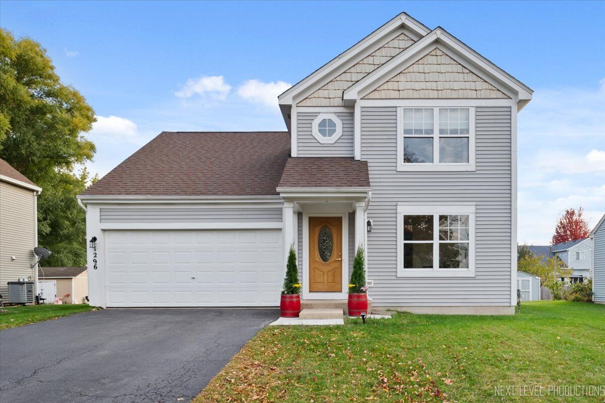 Property Photo: 1296 Yellowpine Drive IL 60506