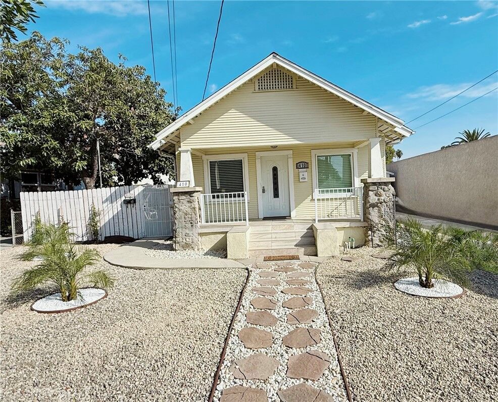 Property Photo:  410 N Adams St. Street  CA 91206 
