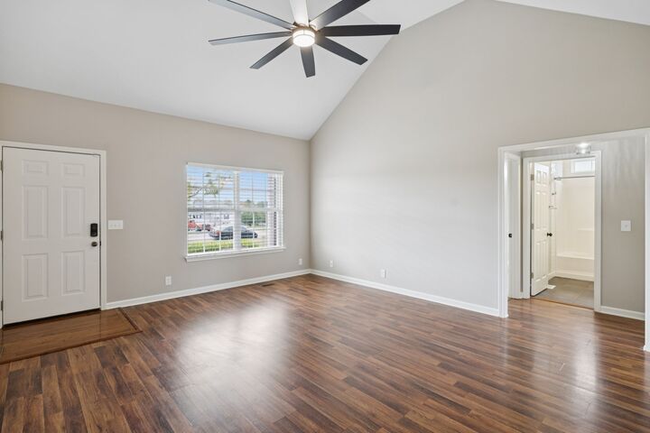 Property Photo: 119 Thelma Dr TN 37020