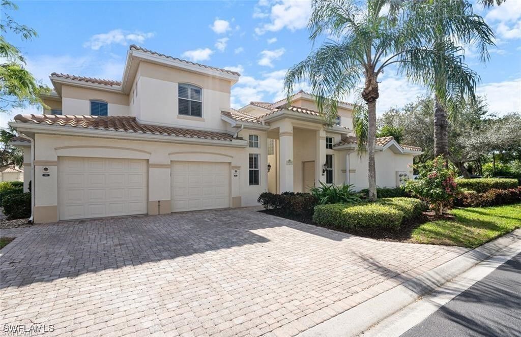 Property Photo: 9050 Las Maderas Drive 201 FL 34135