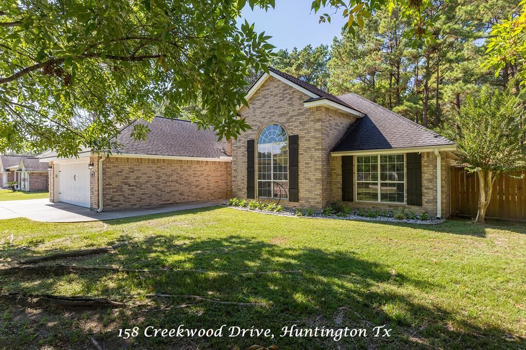 Property Photo: 158 Creekwood Dr TX 75949