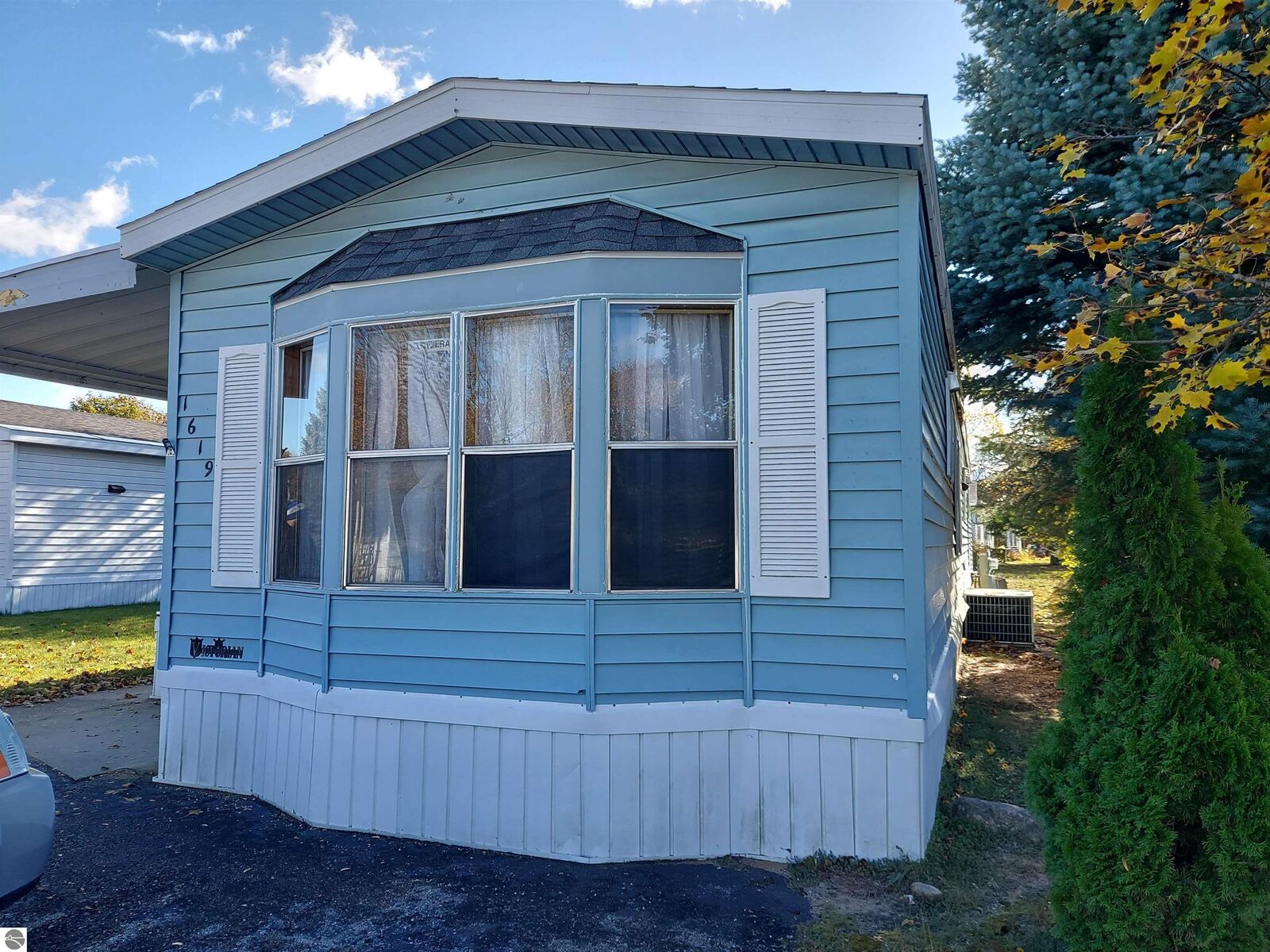 Property Photo:  1619 David Place  MI 49686 