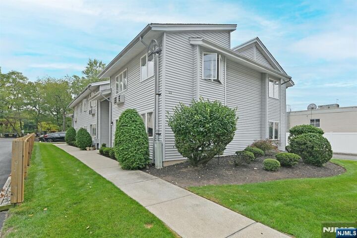 15 Crest Street A  Westwood NJ 07675 photo