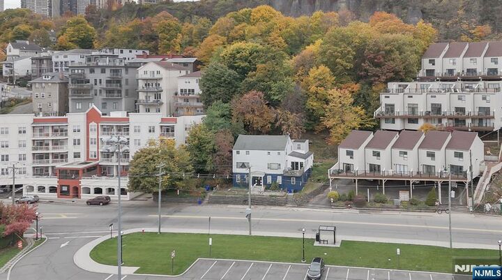 Property Photo: 1106-1108 River Road NJ 07020
