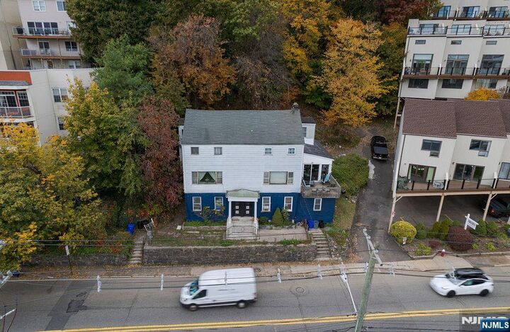 Property Photo: 1106-1108 River Road NJ 07020