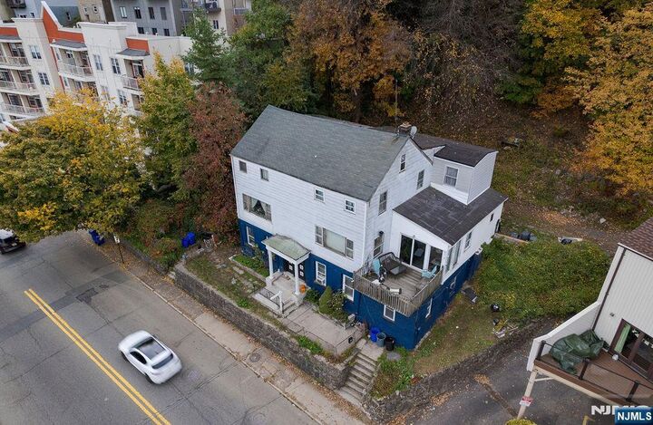 Property Photo:  1106-1108 River Road  NJ 07020 