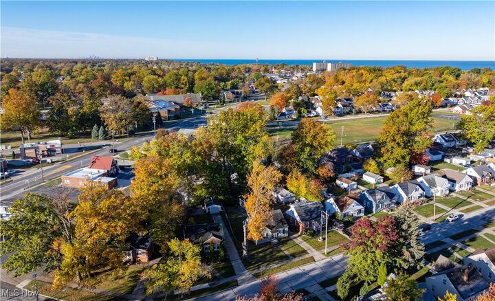 Property Photo:  488 E 326th Street  OH 44095 