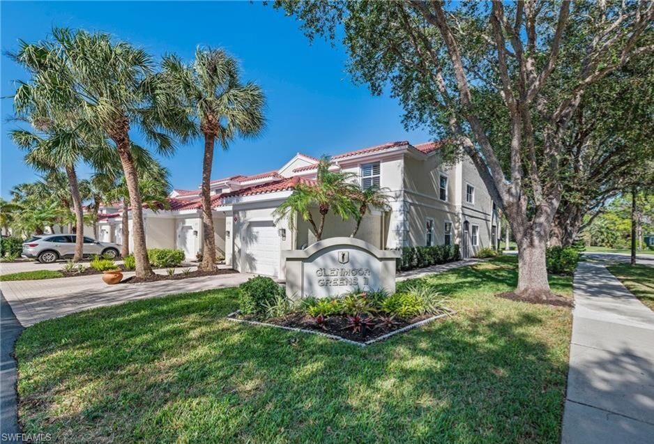 Property Photo: 885 Eastham Way N-102 FL 34104