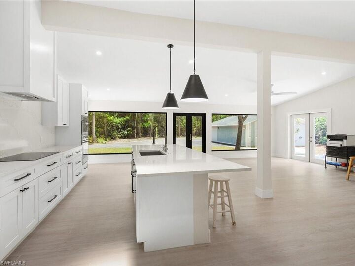 Property Photo:  6800 Bottlebrush Ln  FL 34109 