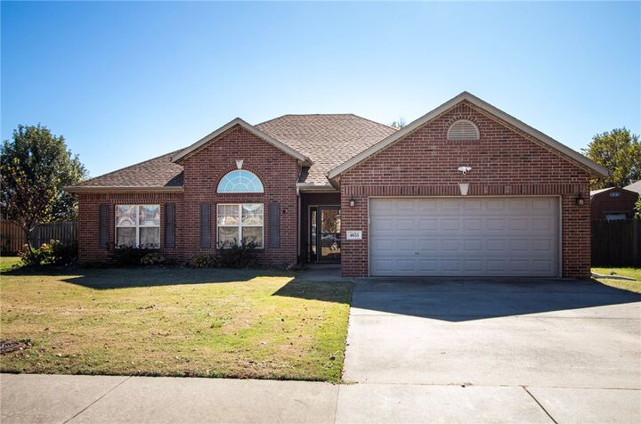 4653 Soapstone Drive  Fayetteville AR 72704 photo