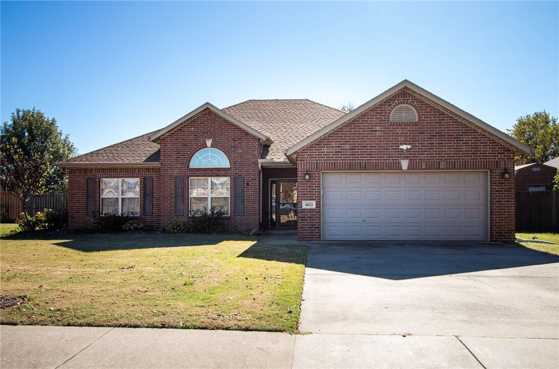 Property Photo: 4653 Soapstone Drive AR 72704