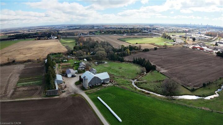 Property Photo:  926 King Street N  ON N2J 4G8