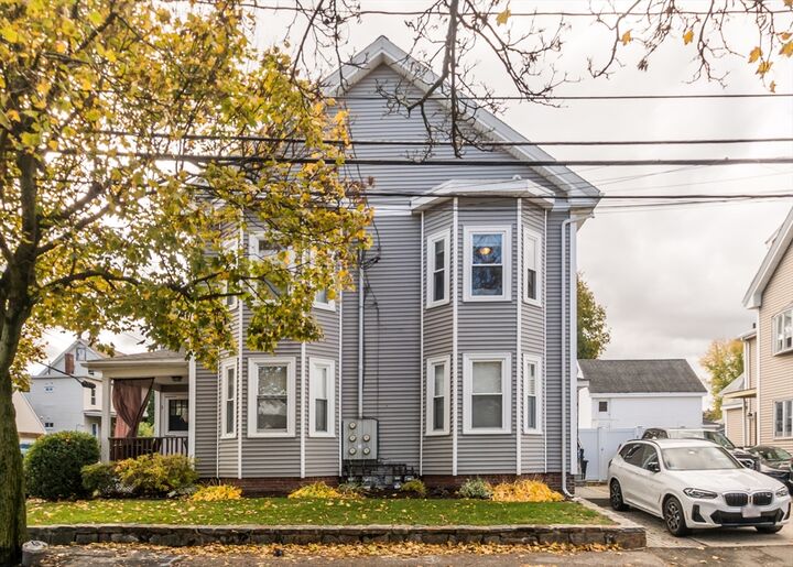 Property Photo: 39 Gardner Street 4 MA 02453