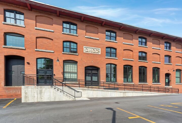 Property Photo:  55 Sterling St 212  MA 01510 