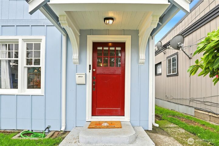 Property Photo:  2013  11th Street  WA 98337 