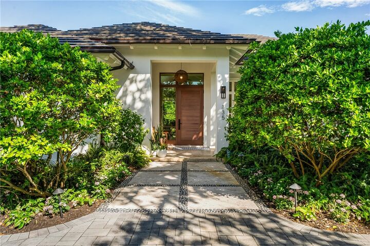 835 Iris Lane  Vero Beach FL 32963 photo