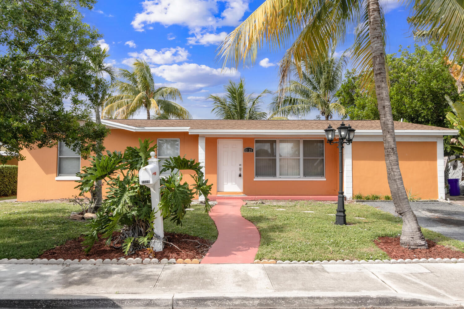 Property Photo: 3329 El Vedado Court E FL 33405