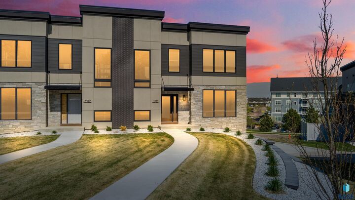 Property Photo: 2720 S Oriya Pl SD 57106