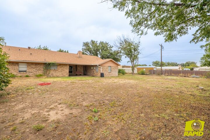 Property Photo: 711 Robert Lee TX 76951