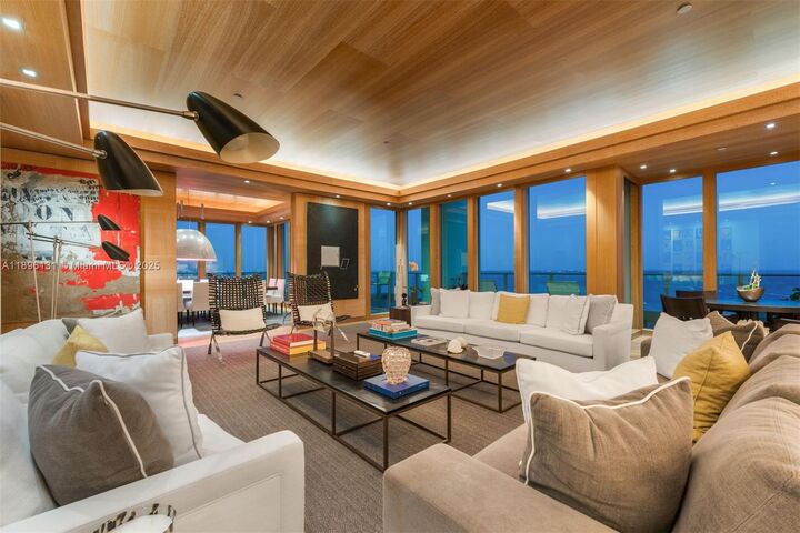 2627 S Bayshore Dr 3201  Miami FL 33133 photo