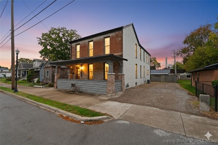Property Photo:  421 W Market Street  IN 47130 