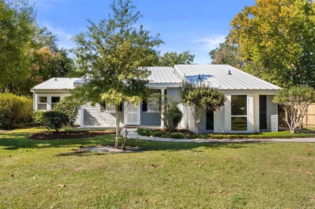 Property Photo:  354 Jefferson  LA 70605 