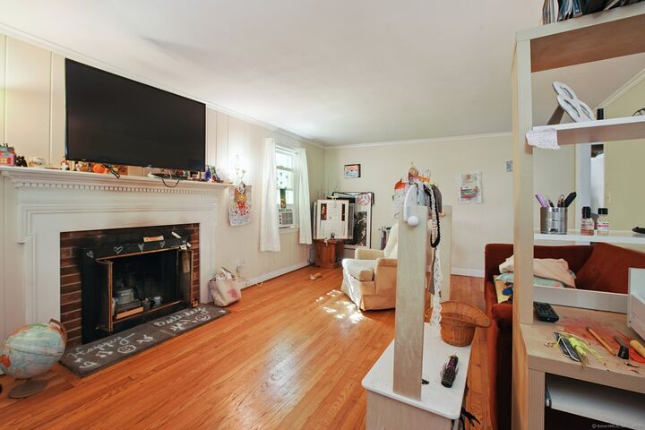 Property Photo: 11 Fairwood Farms Drive CT 06107
