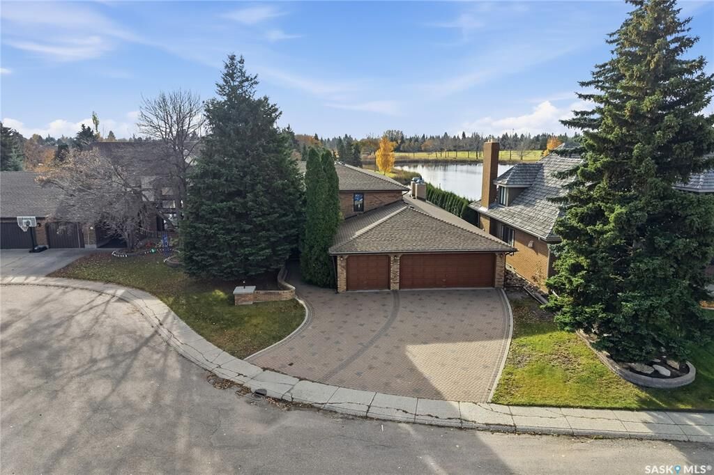 Property Photo: 118 Lakeshore Terrace SK S7J 3X6