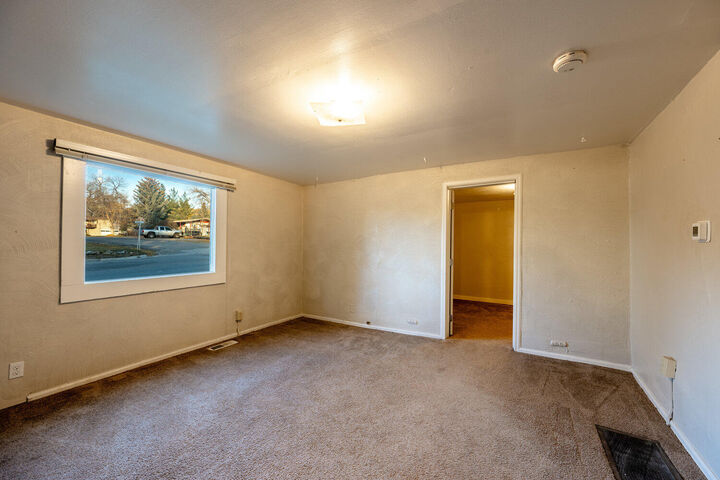 Property Photo:  847 N Desmet Avenue  WY 82834 