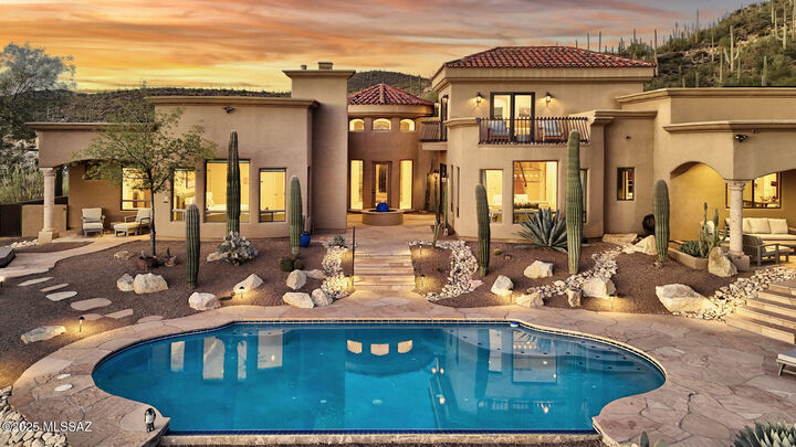 Property Photo: 260 N Resort Hills Place AZ 85745