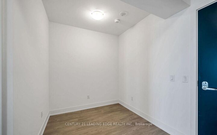 Photo de la propriété:  2545 Simcoe Street N 1401  ON L1H 7K4 