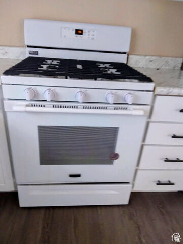 Property Photo: 425 N Esquire Pkwy 35 UT 84513