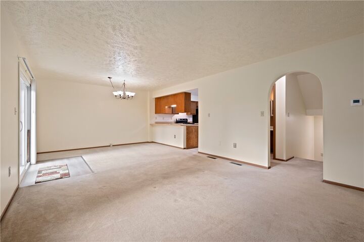 Property Photo: 1203 Timber Trl PA 15126