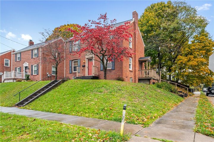 Property Photo:  902 Delaware Ave  PA 16105 