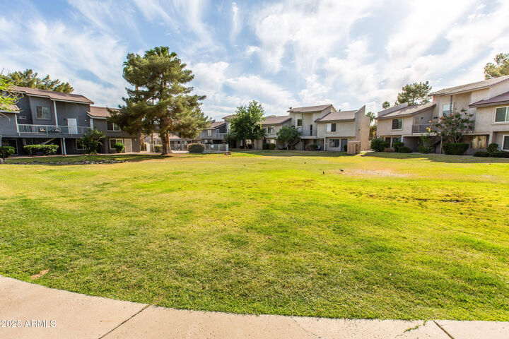 Property Photo: 19601 N 7th Street 1101 AZ 85024