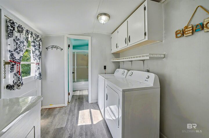 Property Photo: 209 W Magnolia Avenue AL 36535