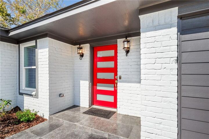 Property Photo:  3004 Woodville Road  TX 77803 