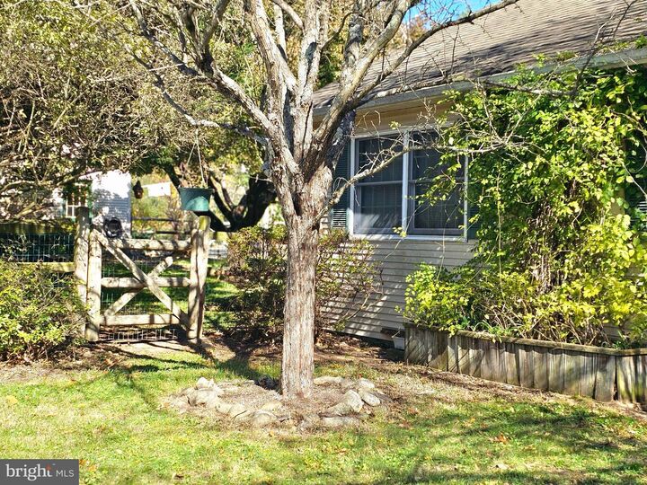 Property Photo: 243 Linden Lane PA 18077