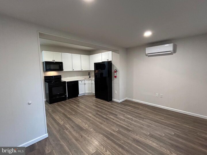 Property Photo:  566 E High Street 1  PA 19464 