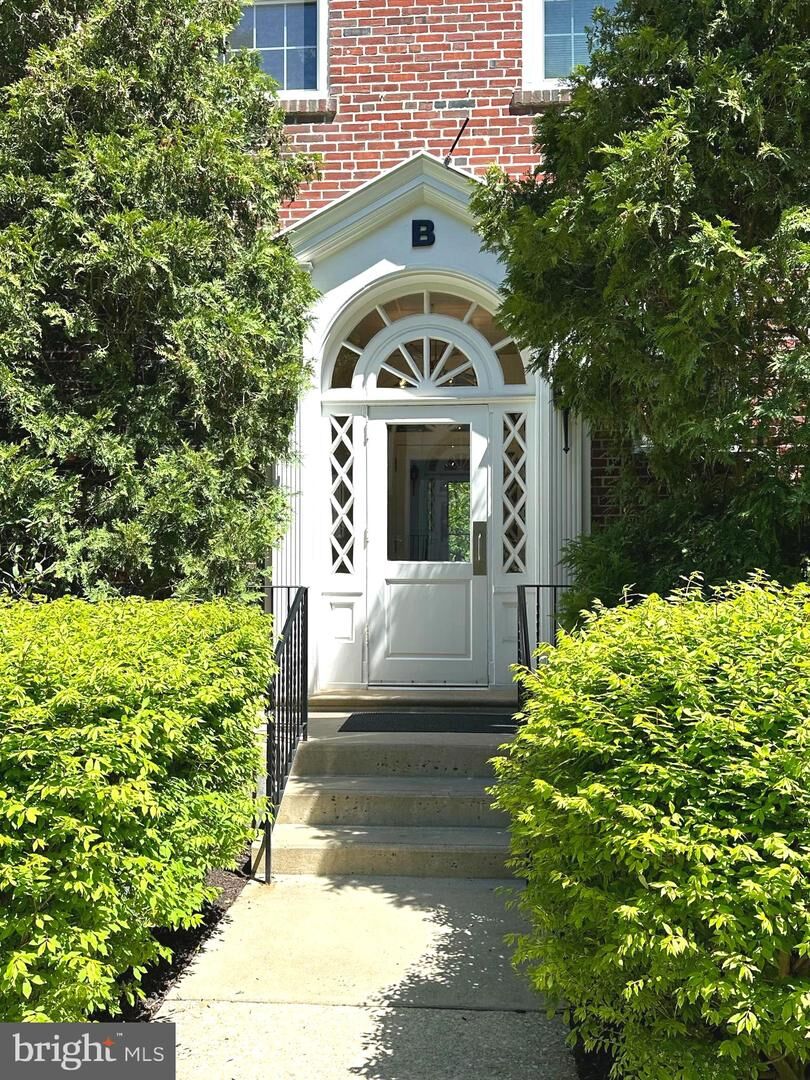 Property Photo:  104 Woodside Road B305  PA 19041 