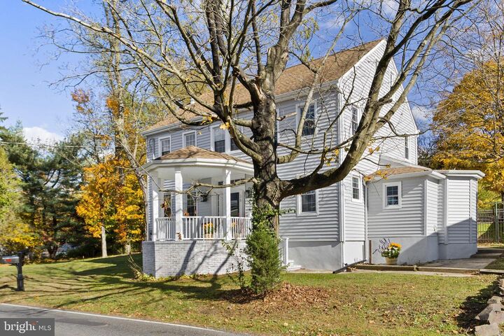 Property Photo:  36 Chesterfield Road  NJ 08022 